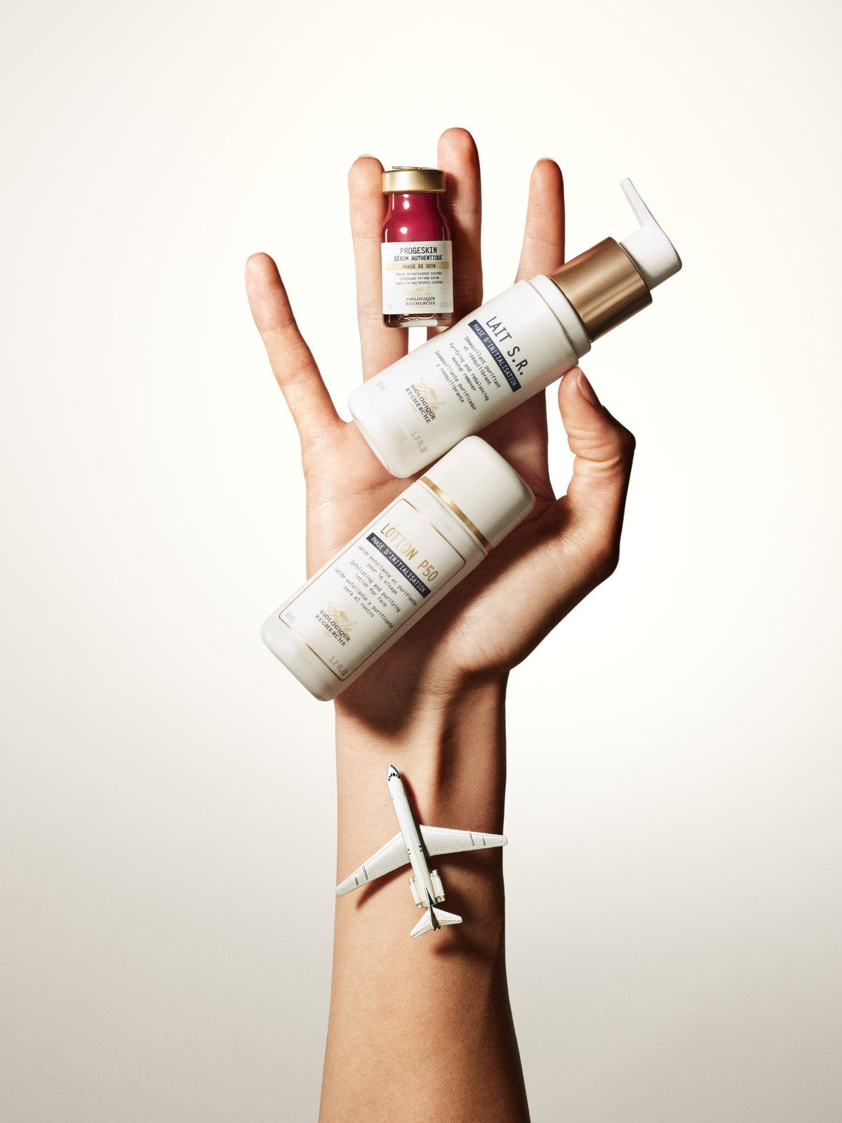 YOUR ESSENTIALS, READY TO TRAVEL